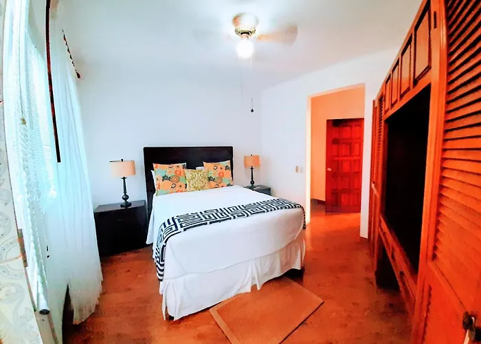 Hotel Casa Redonda Playa Flamingo
